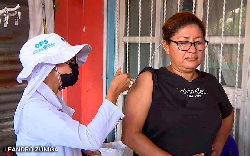 Vacunación voluntaria contra la Covid-19 llegó a Villa José Benito Escobar