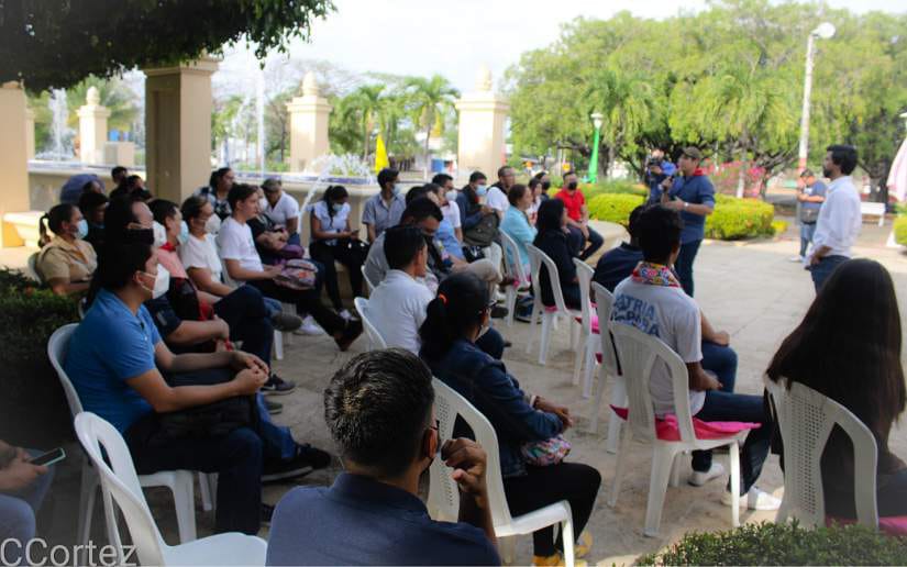 Realizan en Managua conversatorio histórico Sandino, Luz y Verdad