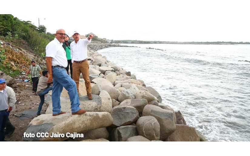 MTI supervisa construcción de escollera en la costa de Corinto
