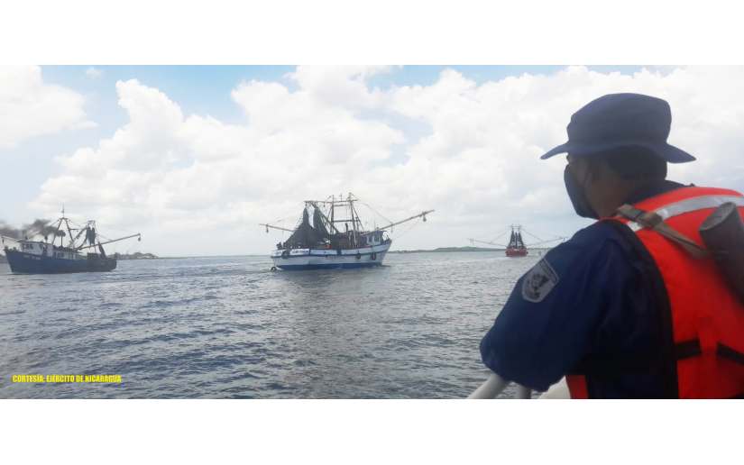 Fuerza Naval informa sobre acompañamiento a embarcaciones pesqueras