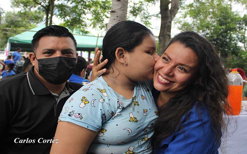 Fiesta en el Sistema Penitenciario de mujeres en Tipitapa en honor a las madres 