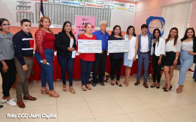 Lotería Nacional entregó utilidades de mayo al IND y MIFAM
