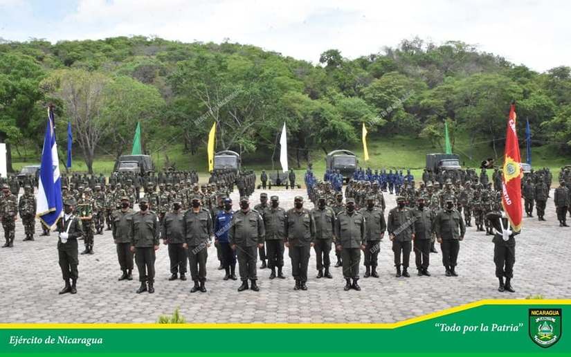 Ejército de Nicaragua realiza graduación de cursos de soldados