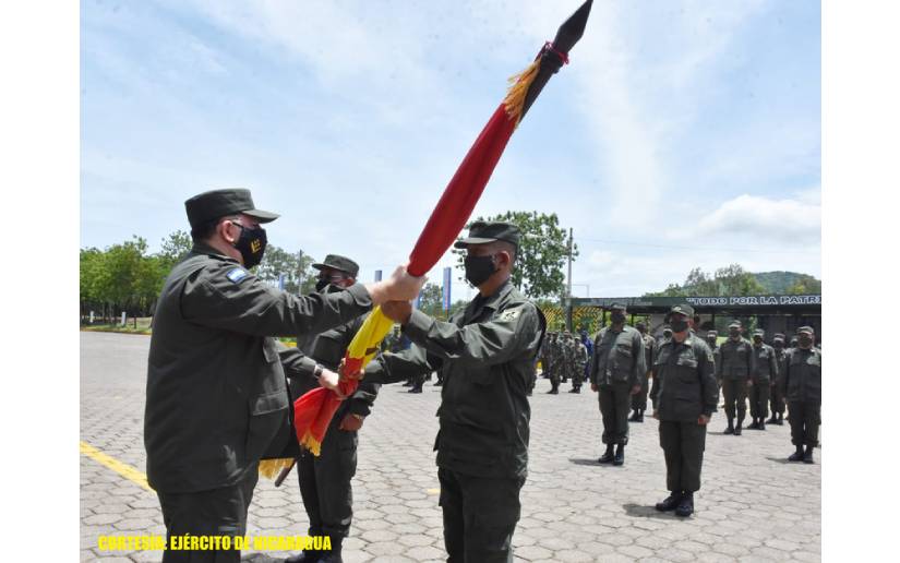 Ejércitro realizó acto de traspaso de mando de la Escuela Nacional de Sargentos 
