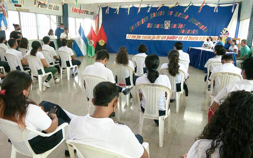 Estudiantes dedican festival artístico al comandante Carlos Fonseca