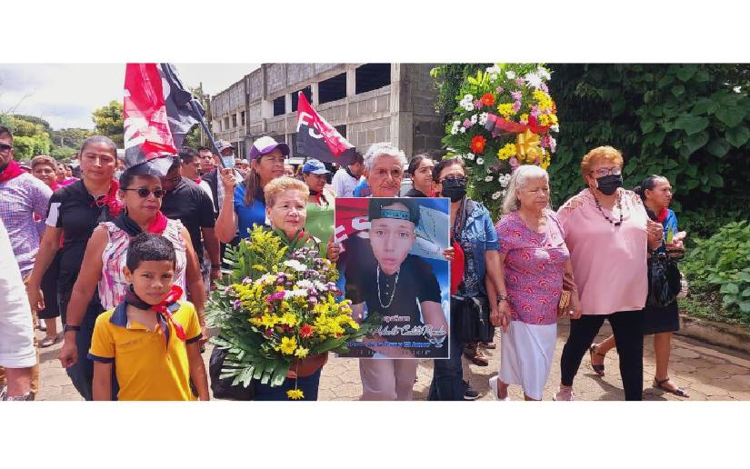 Conmemoran 4 años del Héroe de la Paz Christopher Roberto Castillo