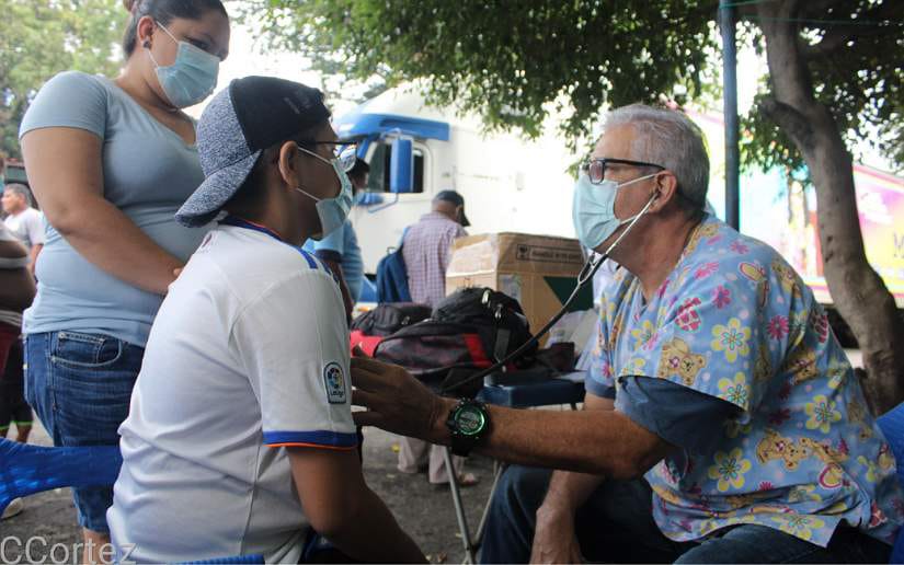 Clínicas móviles brindan atención integral a familias del barrio Jonathan González