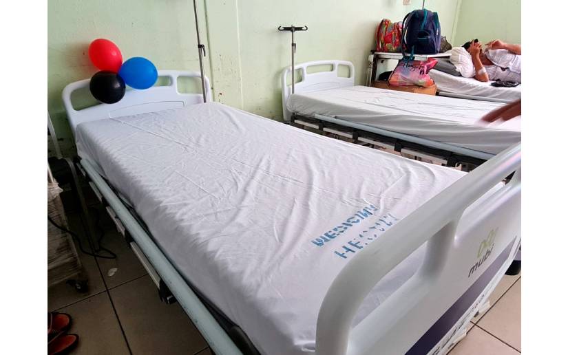 Ministerio de Salud entrega camas al hospital de Matagalpa