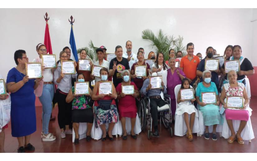 Entregan reconocimientos a comerciantes con los tramos más bonitos en Nicaragua