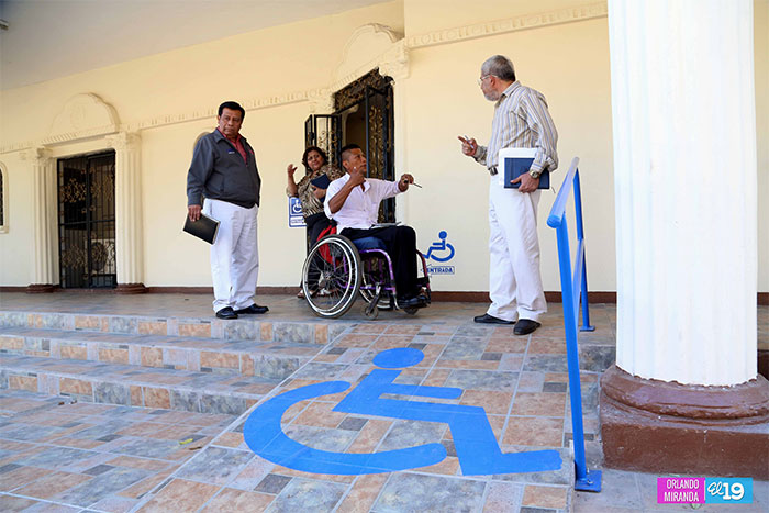 Instituciones siguen mejorando condiciones de acceso a personas con discapacidad
