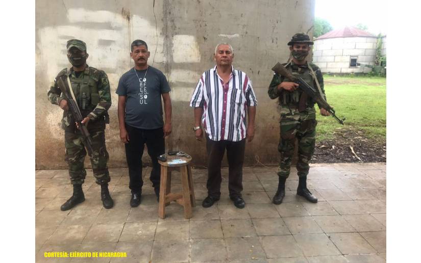 Ejército de Nicaragua retiene a ciudadanos con armas de fuego sin documentación