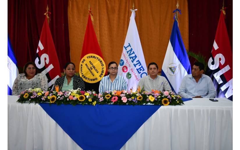 Mil trecientos docentes inician técnico especialista en didáctica del idioma inglés