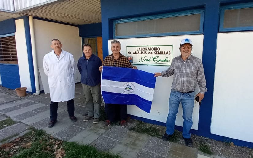INTA visita las instalaciones de centro experimental de la ciudad de Mendoza en Argentina
