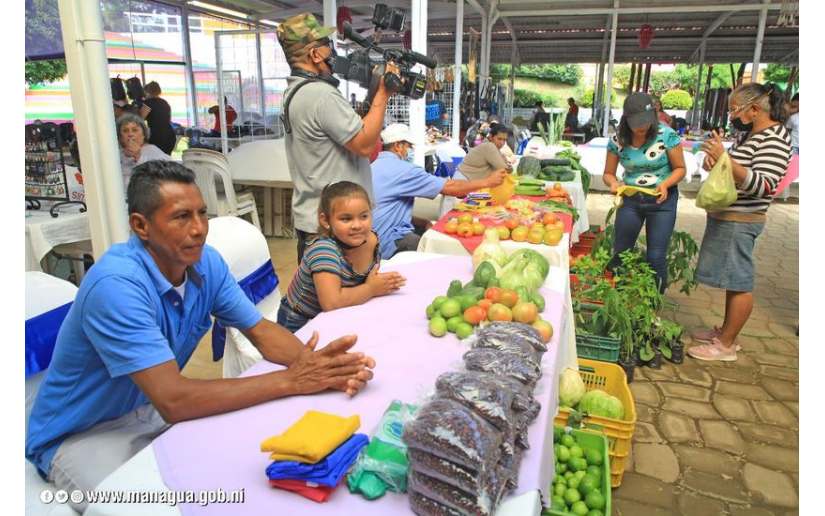 Exitosa Feria Agroambiental con protagonistas de la comarca San Isidro Libertador