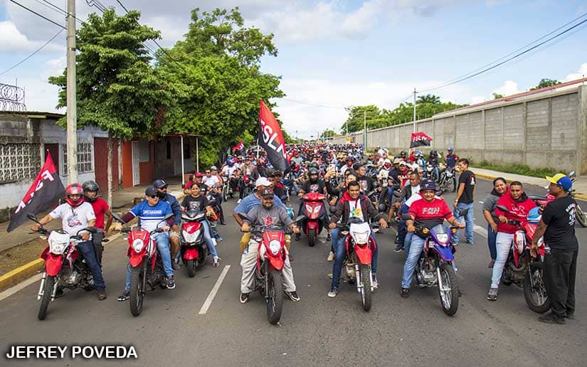 Caravana saludando Septiembre Patria Bendita y Libre, recorre calles de Managua