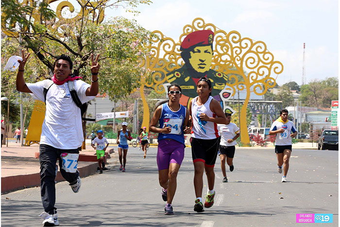 Realizan maratón de bienvenida al verano