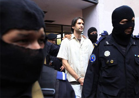 Estadounidense más buscado por el FBI es deportado a su país tras ser capturado por la Policía de Nicaragua