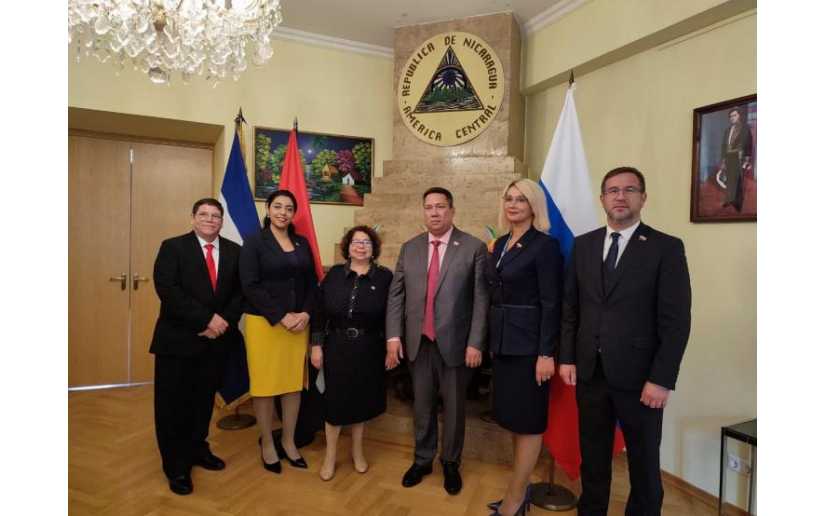 Grupo parlamentario de amistad Rusia-Nicaragua visita embajada en Rusia