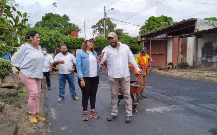 Nuevas calles llevarán bienestar a familias del barrio Camilo Chamorro