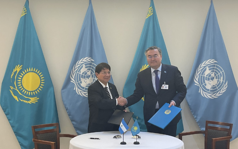 Nicaragua firma acuerdos de libre visado con Kazajistán