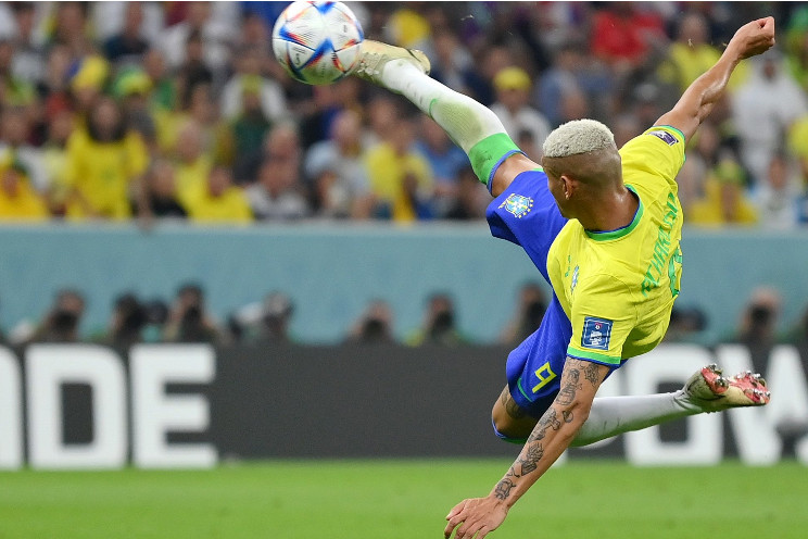 Brasil vence 2-0 a Serbia en debut mundialista de los pentacampeones en Catar 2022