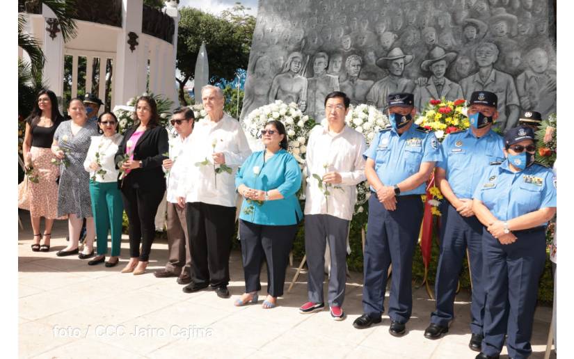 Nicaragua conmemora 192 años del tránsito a la inmortalidad del Libertador Simón Bolívar 