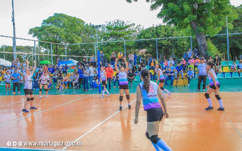 Academia Mini Infantil de Voleibol celebra tercer aniversario