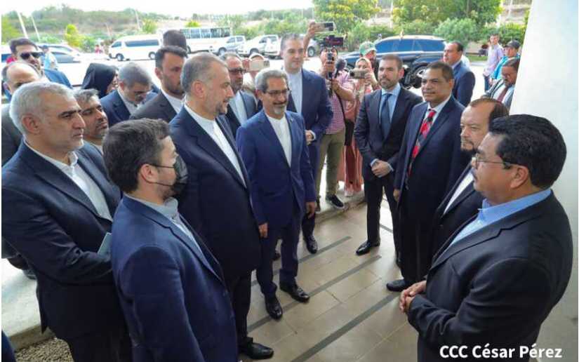 Canciller de Irán visita planta de Almacenamiento de Combustibles de Miramar