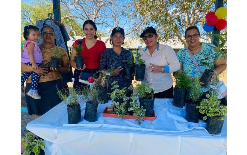 Familias de León celebran Ferias Distritales Darío, Nicaragua Gloriosa
