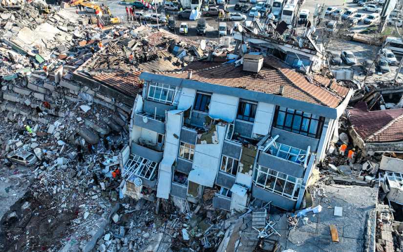 Superan los 9.000 muertos y los 52.000 heridos las víctimas del sismo en Turquía