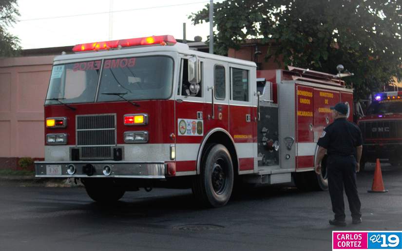 Bomberos Unidos envían camiones cisternas al municipio de San Francisco, Chinandega