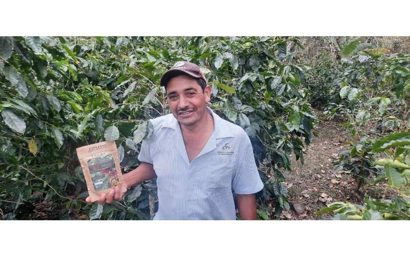 Delegación del Gobierno brinda acompañamiento a productores de café orgánico y sostenible