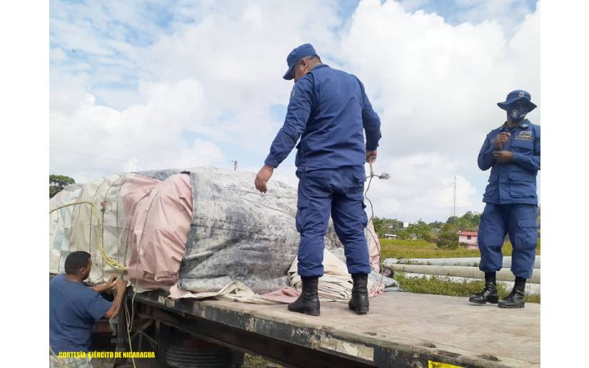 Fuerza Naval realizó descargue de paquetes alimenticios