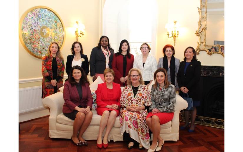 Embajada de Nicaragua asiste a Mesa Redonda con Ministra Primera de Escocia
