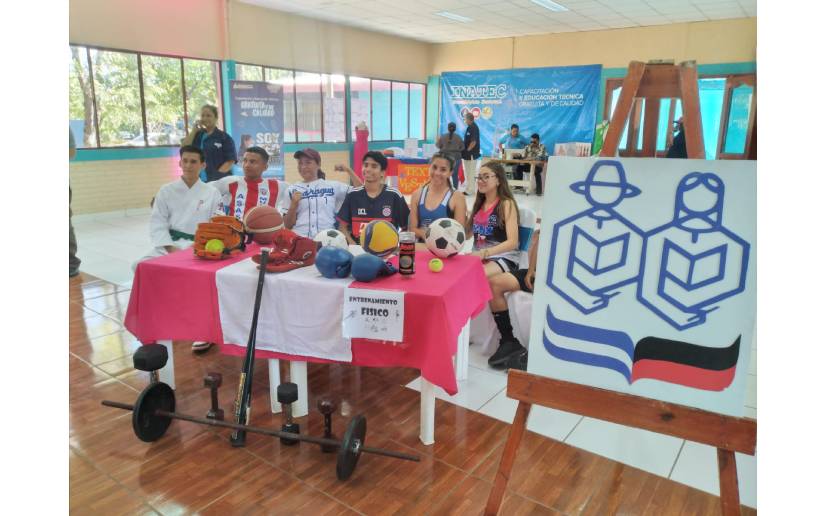 Tecnológico Simón Bolívar conmemora 43 años de la Cruzada Nacional de Alfabetización