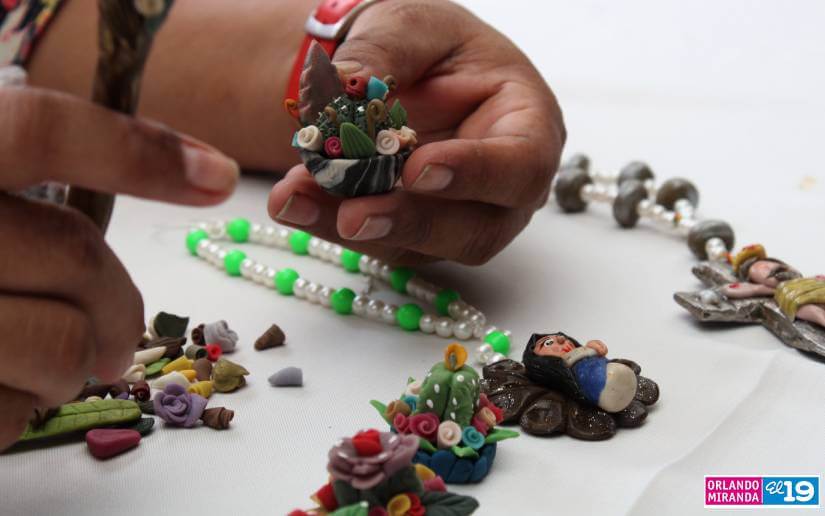 Emprendedores del Parque de Ferias reciben curso sobre porcelana fría