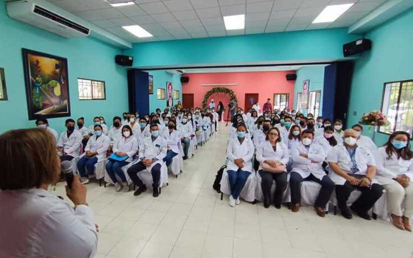 SILAIS-Managua recibe a nuevos médicos internos que harán prácticas en hospitales públicos
