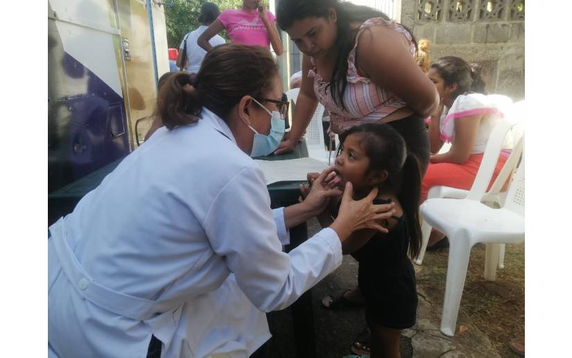 Servicios de salud cada vez más cerca de la población a través de las Clínicas Móviles