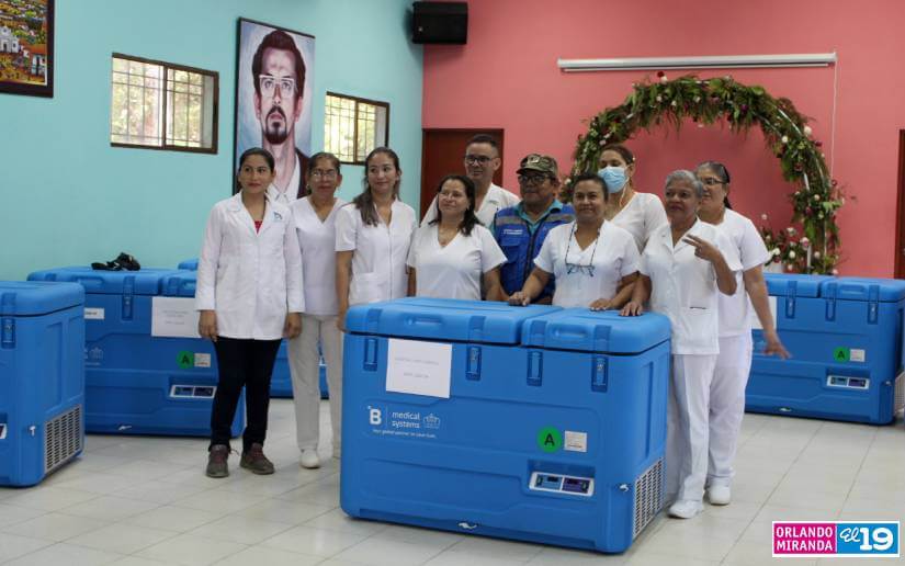 Entregan equipos para fortalecer la cadena de frío del SILAIS- Managua