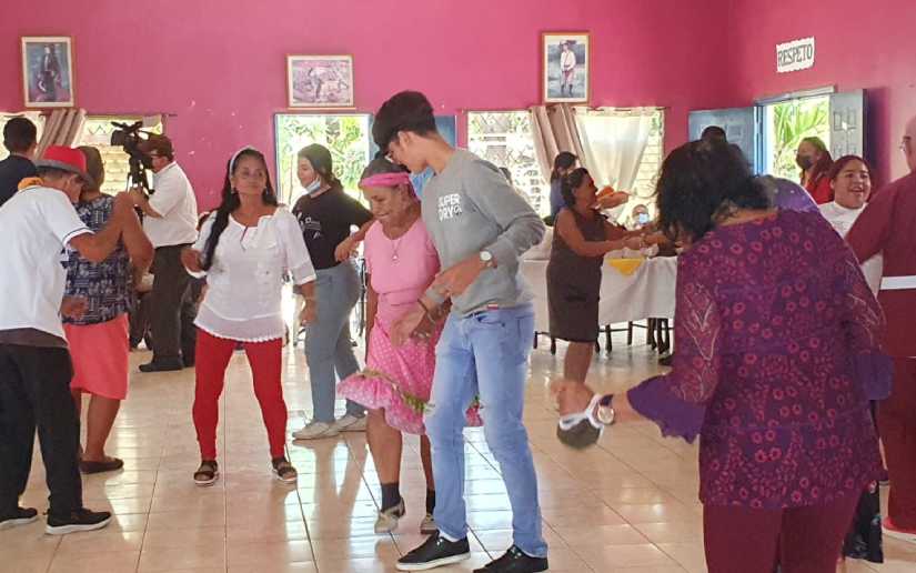 Ministerio de la Juventud lleva diversión a adultos mayores de Ciudad Sandino