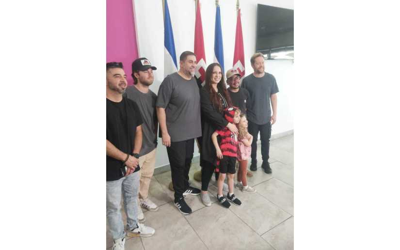 Nicaragua recibe a los cantantes cristianos Christine D'Clario y Thalles Roberto