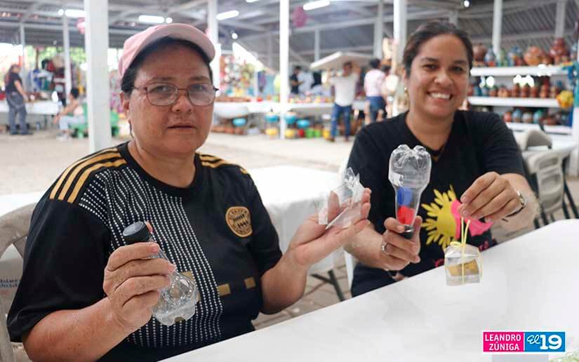 Parque de Ferias realiza taller de manualidades con material reciclado