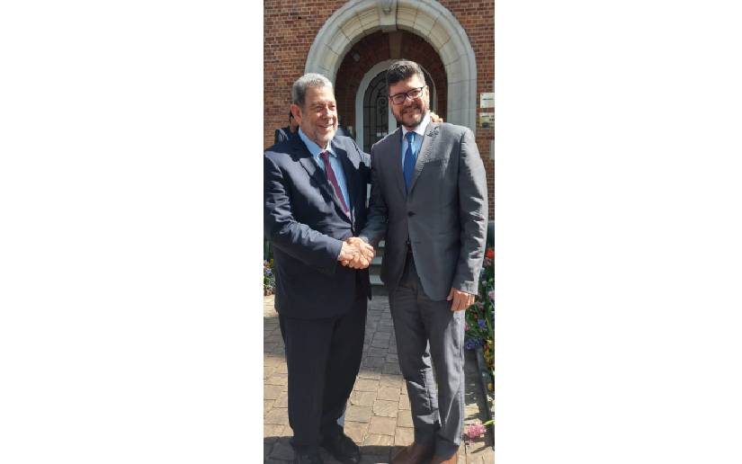 Delegación de Nicaragua participa en encuentro con el Compañero Ralph Gonsalves