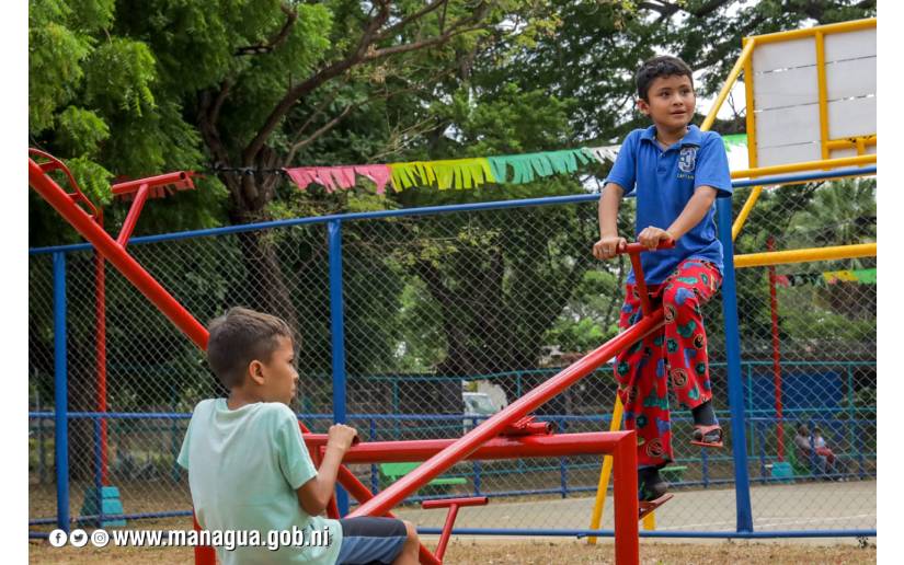 Alcaldía de Managua rehabilita cancha deportiva y parque en reparto San Patricio