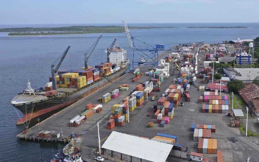 Puertos de Nicaragua atienden doce buques internacionales en la última semana