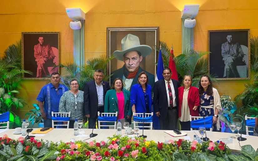 Sesión sobre Nicaragua en Tribunal de los Pueblos