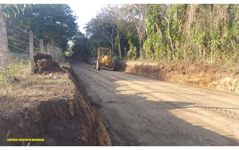 Cuerpo de Ingenieros participó en inauguración de calle adoquinada en El Rosario