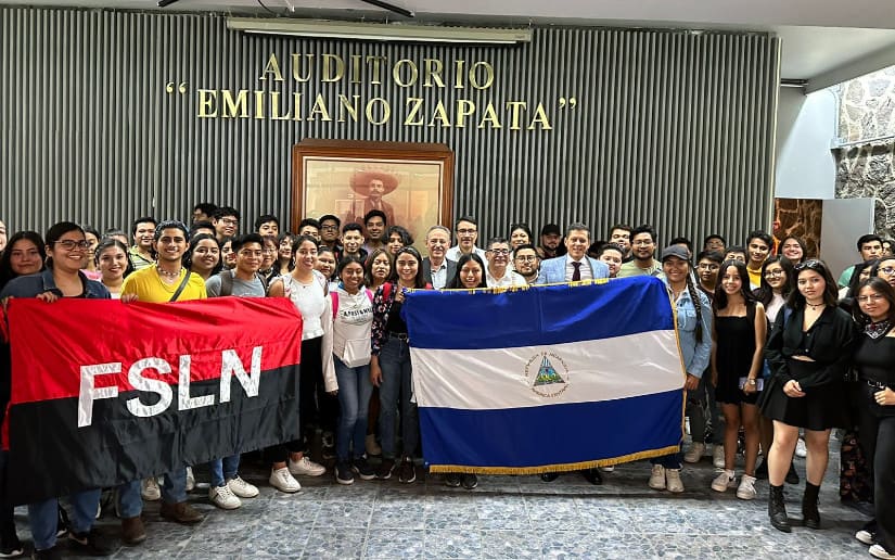Embajador de Nicaragua en conversatorio con alumnos de la Universidad de Chapingo, México