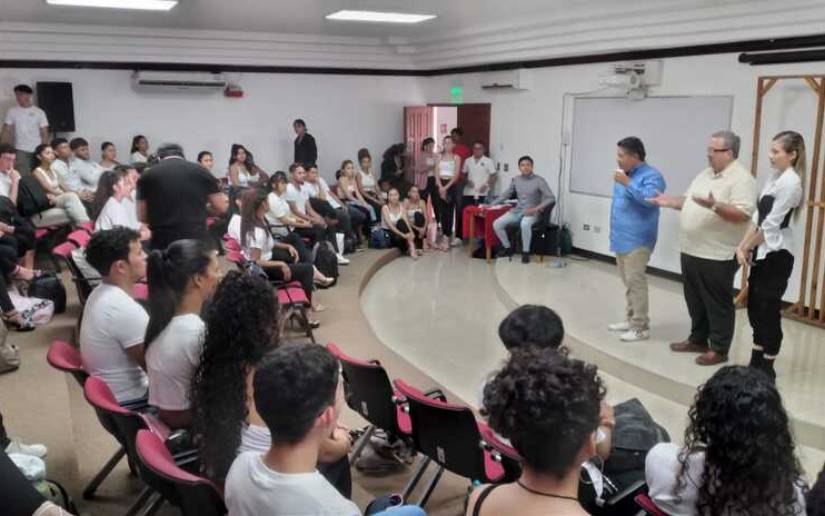 Movimiento Cultural Leonel Rugama y Nicaragua Diseña buscan talentos en universidades 