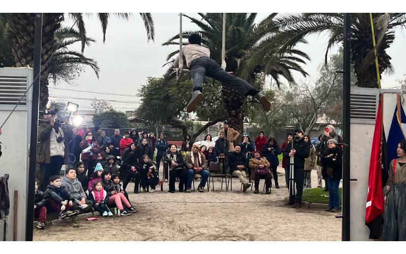 Celebran Día de la Alegría en Comuna El Bosque en Santiago de Chile